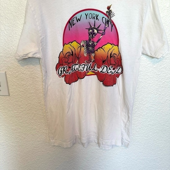 Life Women's Medium New York City Grateful Dead Graphic Tee Shirt Streetwear - Picture 3 of 10